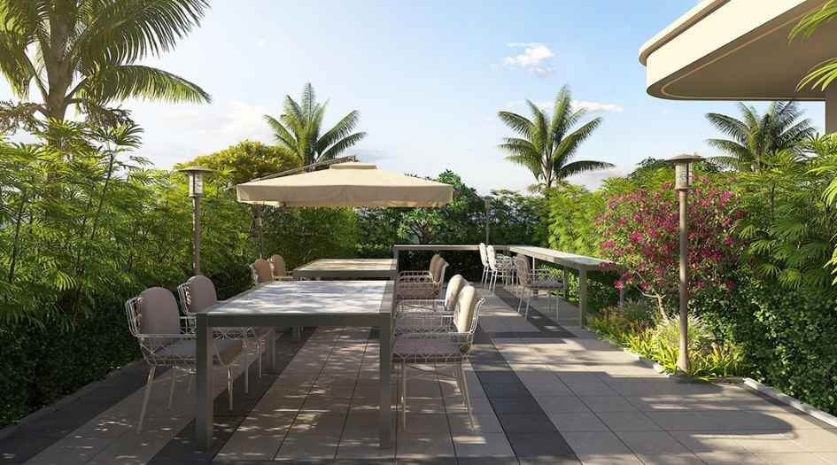 Silver-Astra-Amenities- Lounge-Deck